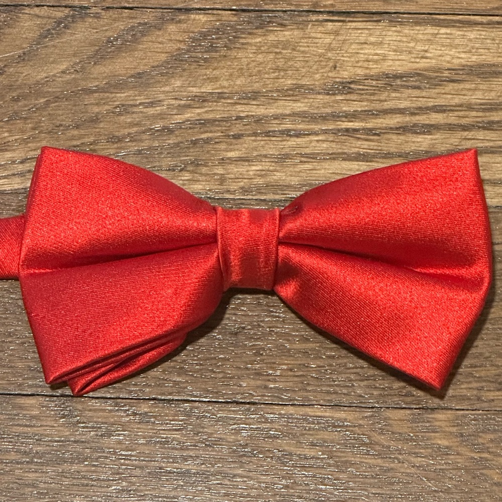 Red silk bow tie